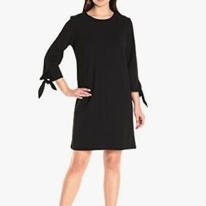 RONNI NICOLE Women Size 12 Black Tie Sleeve Boho Shift Dress LBD Witchy Goth New